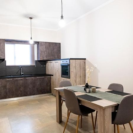 Walnut Home Apartment Near Ancient Olympia Krestena Екстер'єр фото